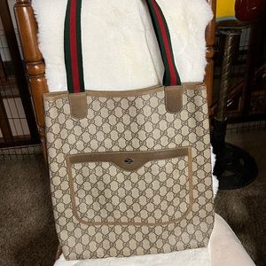 ESTATE SALE GUCCI TOTE, Great condition!